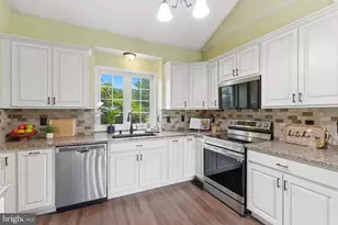 100 Capricorn Dr, Martinsburg, WV 25403 - Photo 10