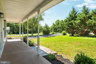 118 McGill Dr, Gerrardstown, WV 25420 - Photo 2