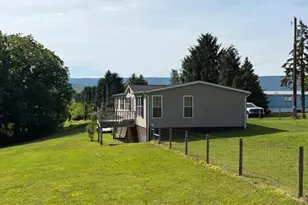 1898 Sawmill Rd, Hedgesville, WV 25427 - Photo 4