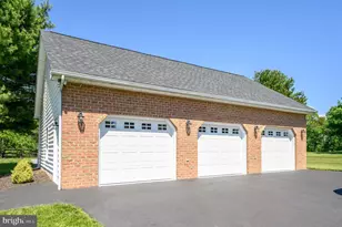 655 Ashton Dr, Falling Waters, WV 25419 - Photo 58
