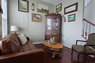 88 Liverpool Ln, Martinsburg, WV 25405 - Photo 6