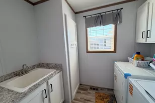 320 Valentine Dr, Martinsburg, WV 25405 - Photo 18