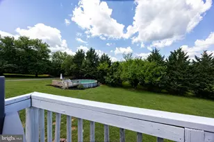 677 Ridge Rd S, Martinsburg, WV 25403 - Photo 8