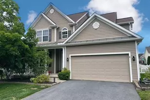 148 Sequoia Dr, Inwood, WV 25428 - Photo 1
