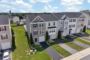 87 Kensington Terrace, Martinsburg, WV 25405 - Photo 2