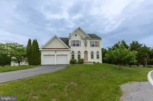 391 Sheerer Dr, Martinsburg, WV 25404 - Photo 2