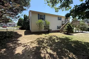 21 Coolidge Dr, Inwood, WV 25428 - Photo 12