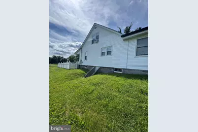 7865 Hedgesville Road, Hedgesville, WV 25427 - Photo 8
