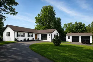 87 Fieldstone Dr, Bunker Hill, WV 25413 - Photo 2