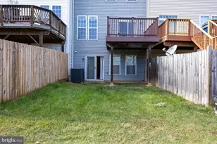 42 Magellan Dr, Martinsburg, WV 25404 - Photo 2