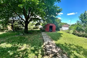 113 Fairfax St, Martinsburg, WV 25401 - Photo 12