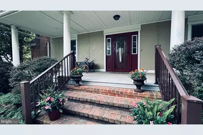 47 Cambridge Court, Martinsburg, WV 25403 - Photo 2
