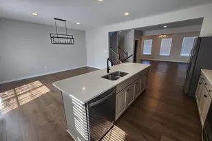 12 Stafford Pl, Falling Waters, WV 25419 - Photo 10