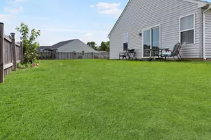 510 Oxford Way, Martinsburg, WV 25405 - Photo 12