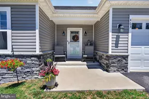 463 Executive Way, Hedgesville, WV 25427 - Photo 24
