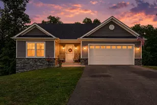 463 Executive Way, Hedgesville, WV 25427 - Photo 2