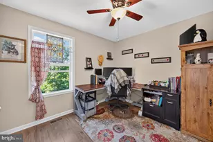 463 Executive Way, Hedgesville, WV 25427 - Photo 50
