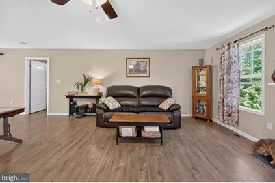 463 Executive Way, Hedgesville, WV 25427 - Photo 36