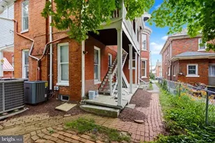310 W Burke St, Martinsburg, WV 25401 - Photo 40