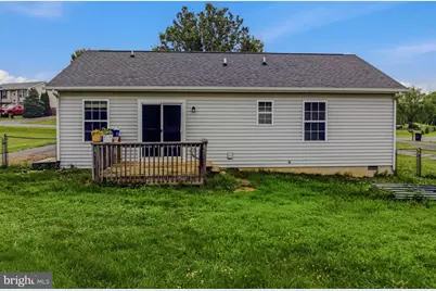 18 Pacific Boulevard, Hedgesville, WV 25427 - Photo 16