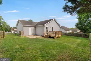 227 Coralberry Dr, Martinsburg, WV 25401 - Photo 4