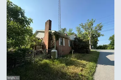 608 Gosling Marsh Road, Martinsburg, WV 25404 - Photo 10