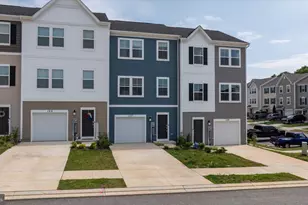 127 Brashear Ct, Martinsburg, WV 25403 - Photo 2