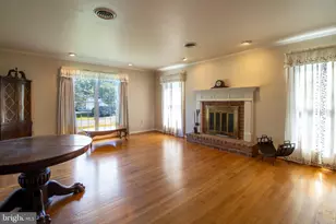 91 Meadowbrook Dr, Martinsburg, WV 25401 - Photo 8