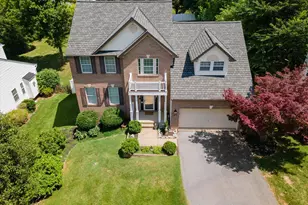 1604 Memorial Park Ave, Martinsburg, WV 25401 - Photo 2