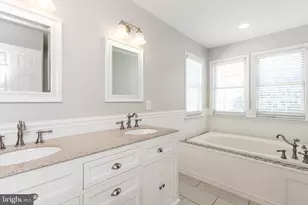 1604 Memorial Park Ave, Martinsburg, WV 25401 - Photo 24