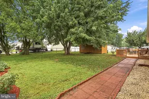 36 Isaac Dr, Bunker Hill, WV 25413 - Photo 34