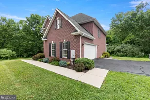 483 Sierra Dr, Martinsburg, WV 25403 - Photo 4