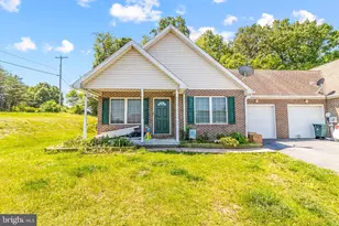 11 & 15 Galbus Ct, Falling Waters, WV 25419 - Photo 4