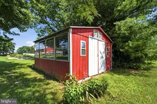 1439 Bedington Rd, Martinsburg, WV 25404 - Photo 54