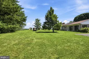 1439 Bedington Rd, Martinsburg, WV 25404 - Photo 46