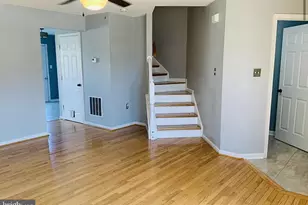 100 Quince Tree Dr, Martinsburg, WV 25403 - Photo 2