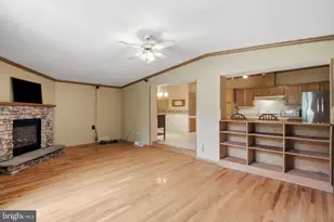 136 Snooks Ln, Martinsburg, WV 25405 - Photo 24