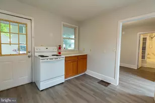 323 S Raleigh St, Martinsburg, WV 25401 - Photo 12