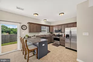 171 Continental Dr, Bunker Hill, WV 25413 - Photo 4