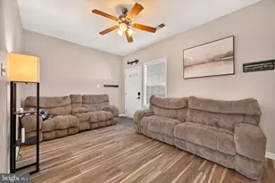 171 Continental Dr, Bunker Hill, WV 25413 - Photo 10