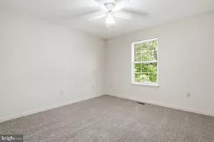 133 Wildflower Creek Dr, Martinsburg, WV 25404 - Photo 18