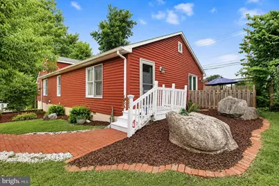 806 Mulberry Drive, Martinsburg, WV 25401 - Photo 1