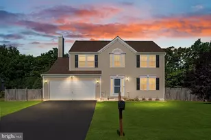 428 Calvert Cir, Bunker Hill, WV 25413 - Photo 1