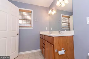 228 Morlatt Ln, Martinsburg, WV 25404 - Photo 12