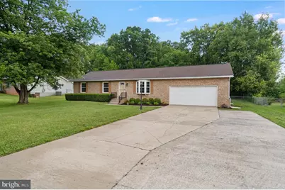 62 Upshur Drive, Inwood, WV 25428 - Photo 2