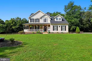 17 Victoria Ln, Martinsburg, WV 25403 - Photo 1