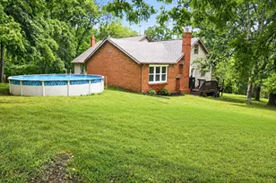 1410 Strobridge Rd, Martinsburg, WV 25405 - Photo 2