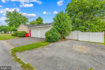 446 Richard Street, Martinsburg, WV 25404 - Photo 8