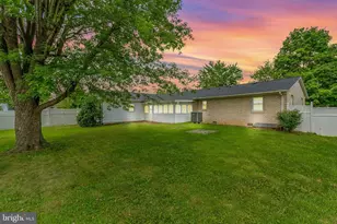 446 Richard St, Martinsburg, WV 25404 - Photo 10