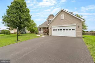 197 Creighton Ct, Martinsburg, WV 25404 - Photo 4